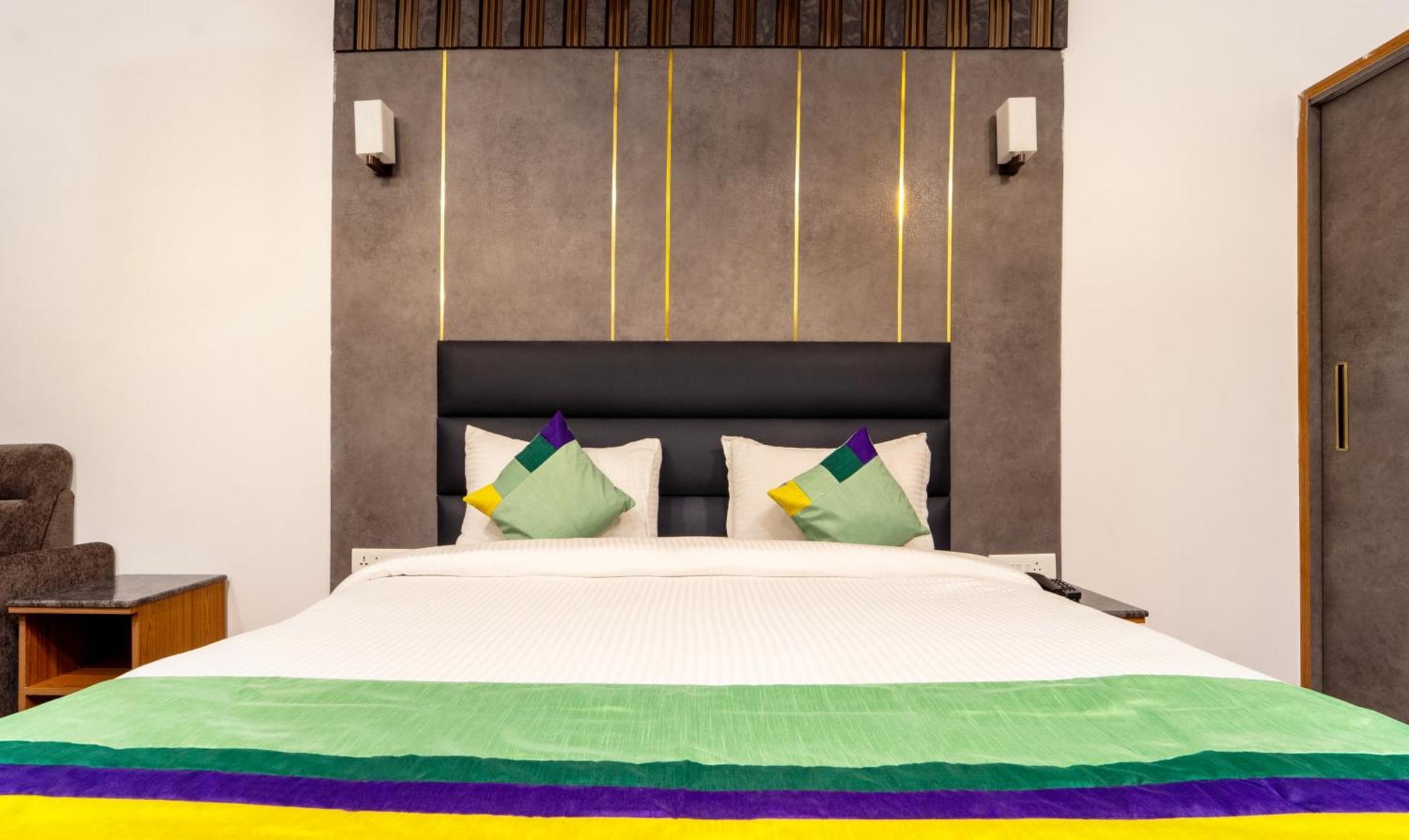 Treebo Skydale Premium Suites, 1500 Mtrs From Ooty Lake Kültér fotó