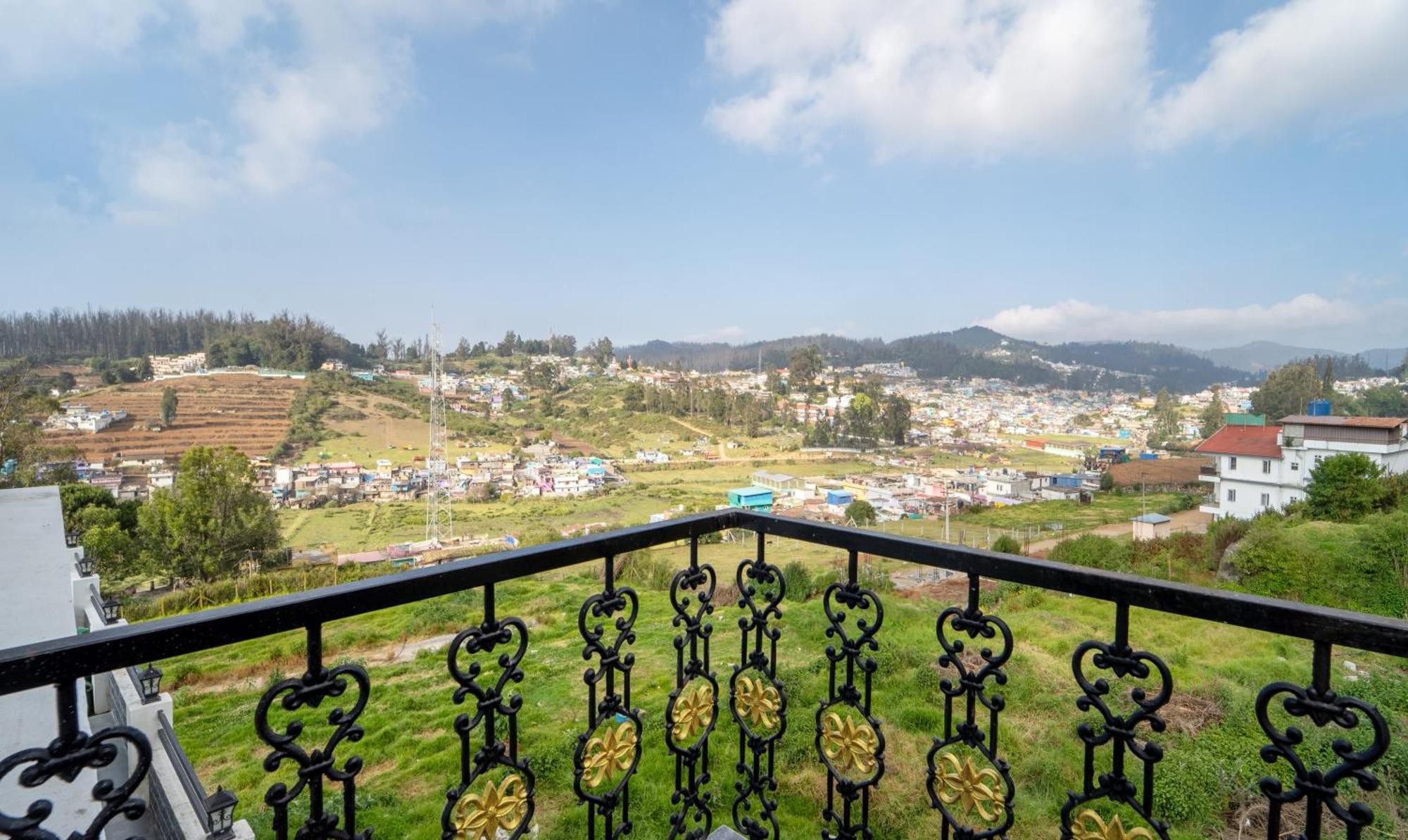 Treebo Skydale Premium Suites, 1500 Mtrs From Ooty Lake Kültér fotó